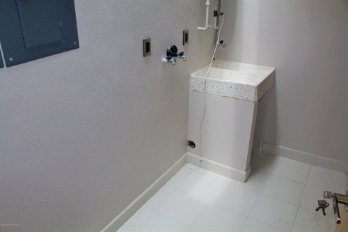 Imagen 14 de 14 de Venta Casa En Zibata 3 Recamaras 4 Baños