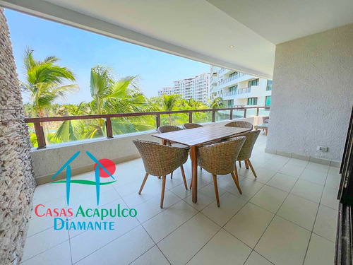 Cad La Isla Hawaii 301. Terraza Con Vista A Las Áreas Comunes
