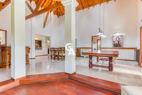 Casa En Alquiler Anual En Pilar Del Lago