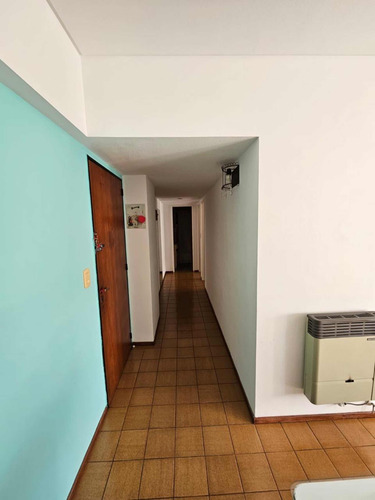 Departamento 2 Dormitorios En Pleno Centro De La Ciudad