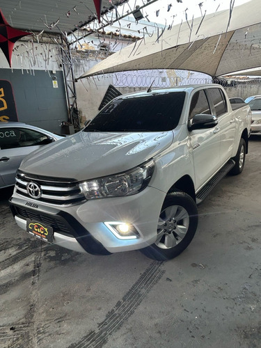 Toyota Hilux 2.7 Srv Cab. Dupla 4x2 Flex Aut. 4p