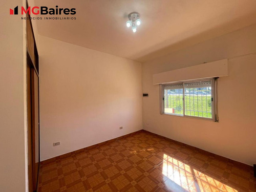 Departamento Tipo Ph De 3 Ambientes En Venta - Villa Celina