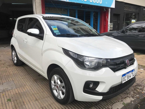 Imagen 2 de 14 de Fiat Mobi 2018 1.0 Easy Pack Top