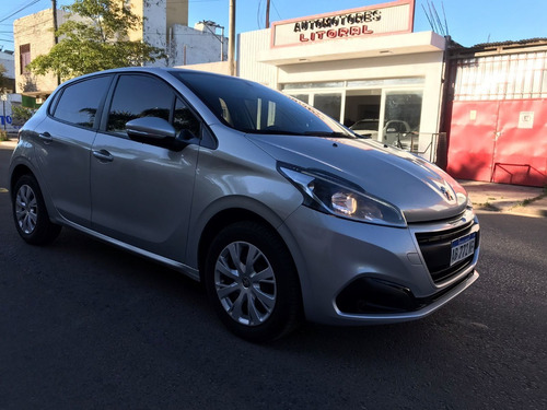 Imagen 4 de 12 de Peugeot 208