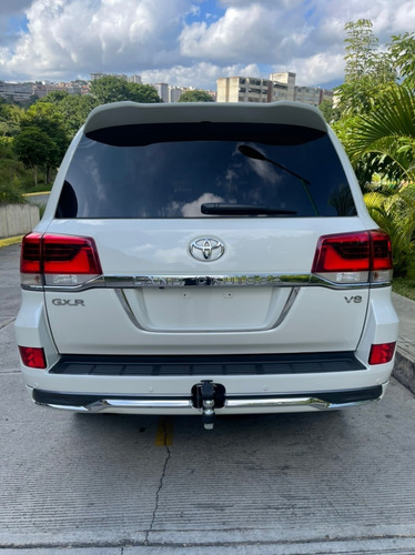 Imagen 4 de 10 de Toyota Land Cruiser