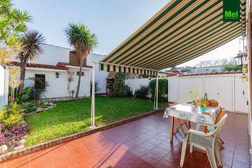 Imagen 22 de 30 de Excelente Casa 4 Amb | Jardín | Parrilla | Cochera