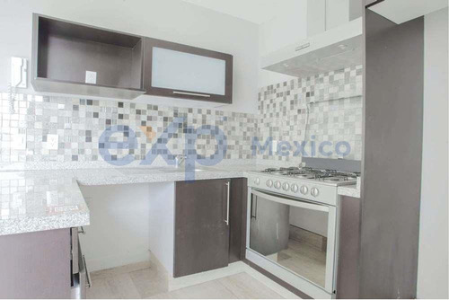 Imagen 3 de 10 de Se Vende Departamento Remodelado En General Anaya Con Balcon