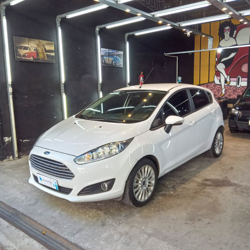 Ford Fiesta Kinetic Design 1.6 Se Powershift 120cv