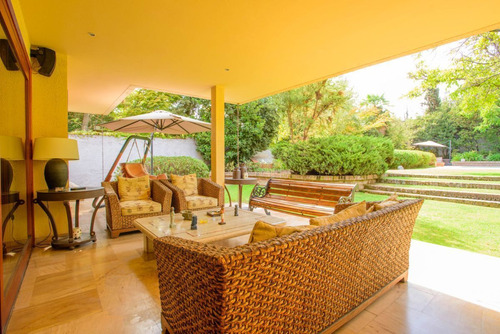 Venta // Casa En La Dehesa - Estilo Provenzal