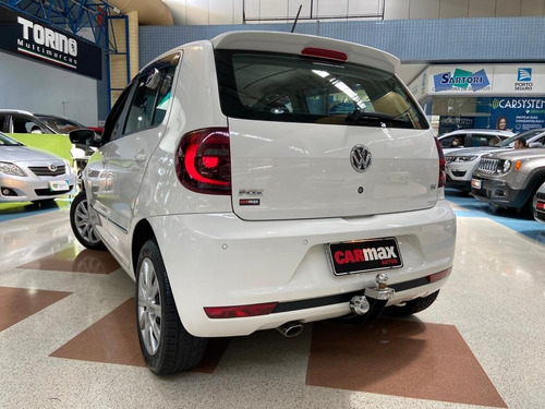 Volkswagen Fox Mi Highline 1.6 2014 Branco 4p