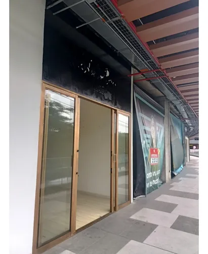 Renta Local 218 Terminado En Cerritos Mall