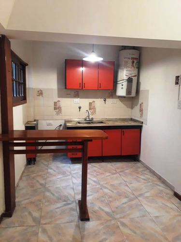 Imagen 2 de 9 de Venta De Departamento De 2 Ambientes En Wilde Centro