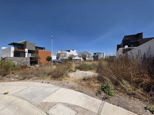 Terreno En Venta En Zibata, Dentro De Exclusiva Privada Yavia