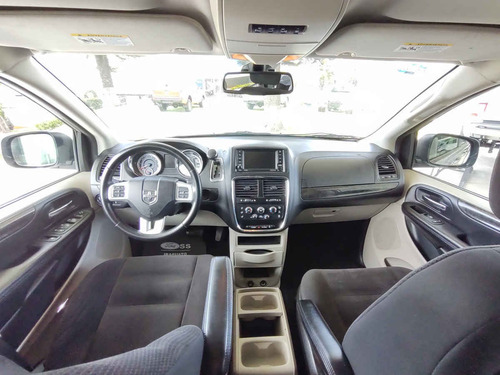 Imagen 13 de 15 de Dodge Grand Caravan 2019 5p Sxt Plus V6/3.6 Aut