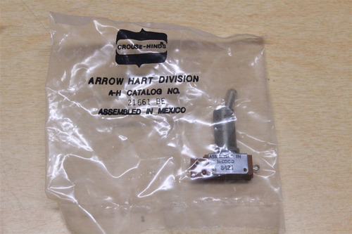New Arrow Hart Toggle Switch 21661 8421*free Shippin Cct