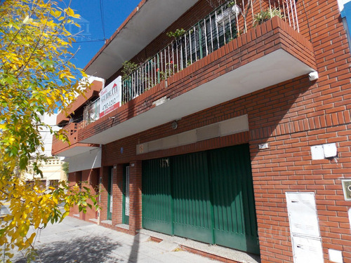 Venta Casa 5 Ambientes - Saavedra