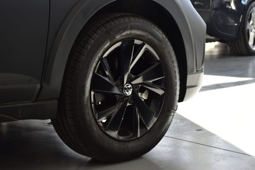 Volkswagen Nivus Confortline A/t 2021 - 3.200km - $3.410.000
