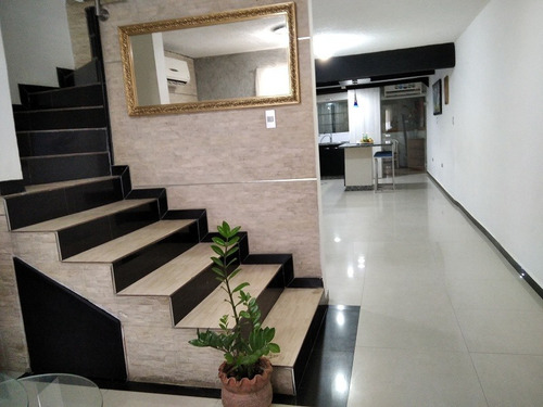Imagen 4 de 20 de Town House En Venta En Nueva Barcelona. C.r Mar De Oriente