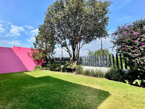 Imagen 11 de 30 de Lomas De Las Palmas - Hermosa En Privada Y Con Jardín / Beau