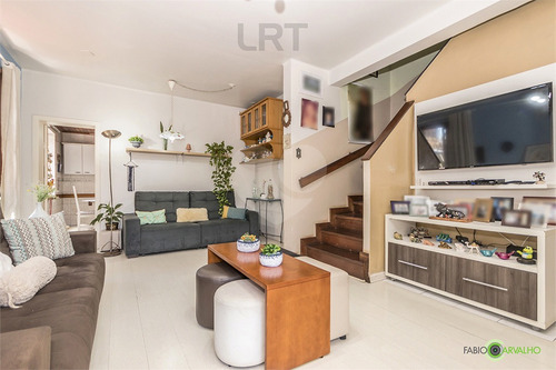 Imagem 4 de 30 de Vende Maravilhosa Casa, Três Quartos, Suíte, 5 Vagas De Garagem E Churrasqueira. - Reo617332