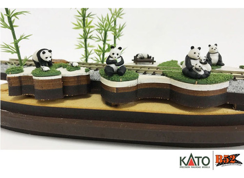 Kato - Família Panda (panda Family) - Escala Ho: 28-850