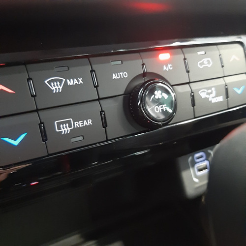 Jeep Commander Limited 1.3t 7p. My24 A Precio Diciembre #15
