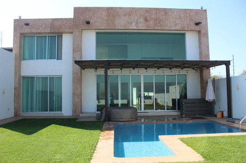 Residencia Con Espectacular Vista Al Lago 