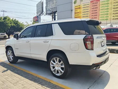 Chevrolet Tahoe 5p High Country V8/6.2 Aut