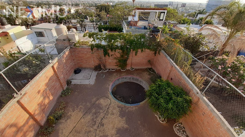 Imagen 17 de 18 de Casa En Venta En Arboledas Querétaro