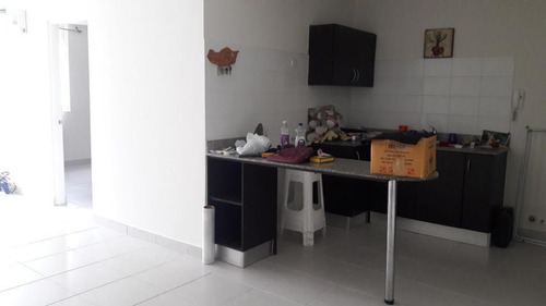 Imagen 5 de 12 de Venta De Apartamento En Green Park, Condado Del Rey 17-6800