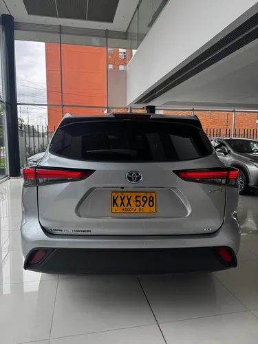 Toyota Highlander Modelo 2022 Xle Hibrida Awd