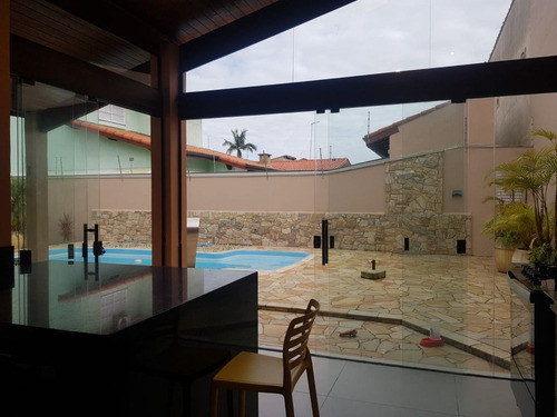 Imagem 14 de 30 de Lindo Sobrado No Cibratel I Com Piscina E Edicula - So0093
