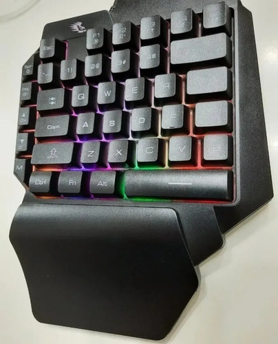 Imagen 2 de 5 de Teclado Gamer Una Mano Usb Mini Keyboard Con Luces Rgb