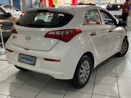 Imagem 3 de 20 de Hyundai Hb20 1.0 Comfort 12v 2018