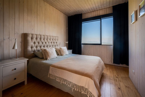 Casa De Arquitectos En Venta De 6 Dorm. En Olmué