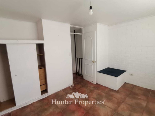 Casa En Venta De 2 Dorm. En Quilicura