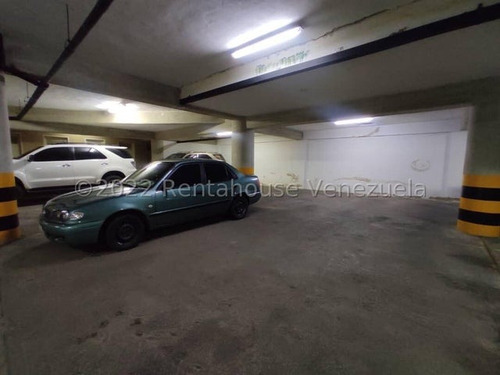 Apartamento Duplex Amoblado En Venta Urb La Soledad 25-16066 Gjg