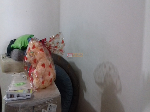 Casa Terrea No Bairro Vila Sacadura Cabral Em Santo Andre Com 02 Dormitorios - V-29359