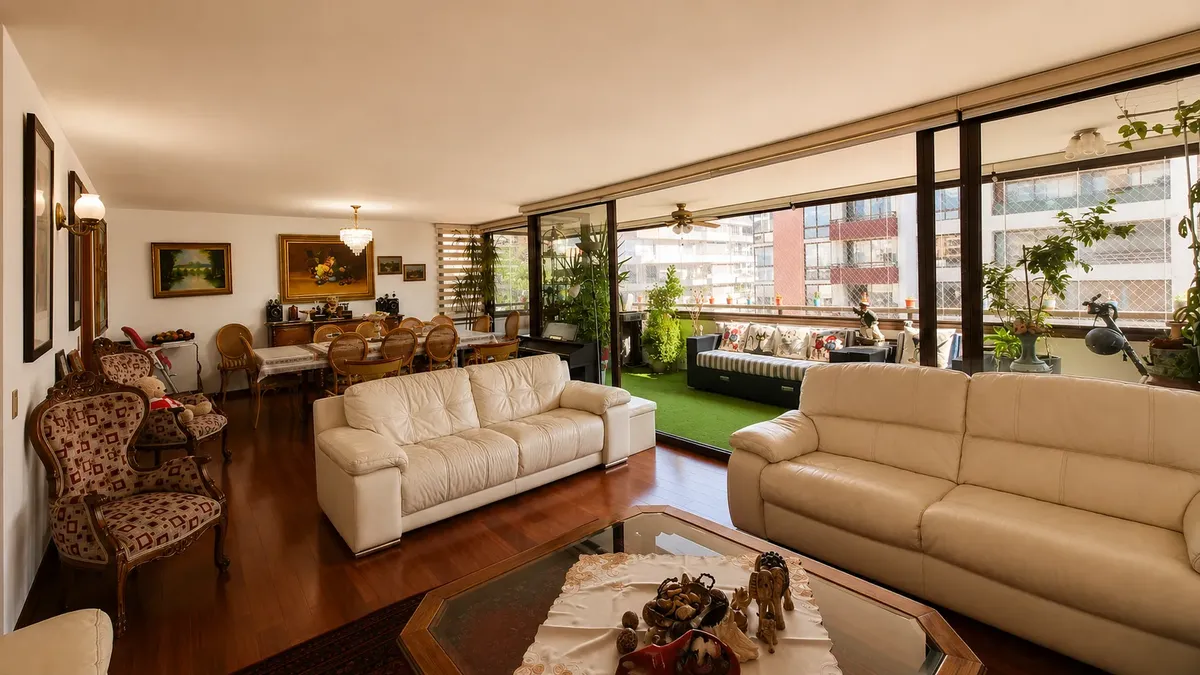 Imagen 1 de 29 de 230 M² | El Golf | 3d + Sala De Estar | Terraza | 2 Estac.