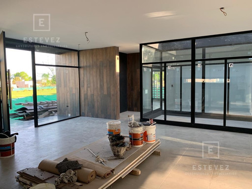 Imagen 6 de 30 de Casa En Venta Lote Interno Con Pileta Y Jardin De Invierno. Barrio Cerrado San Matias, Escobar