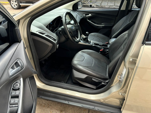 Ford Focus III 2.0 Sedan Se Plus Mt