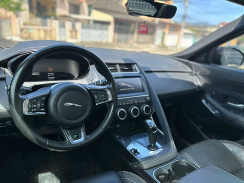 Jaguar E-Pace 2.0 16V P250 GASOLINA R-DYNAMIC SE AWD AUTOMÁTICO