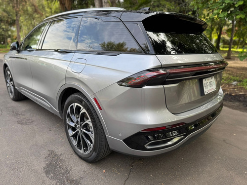 Lincoln Nautilus