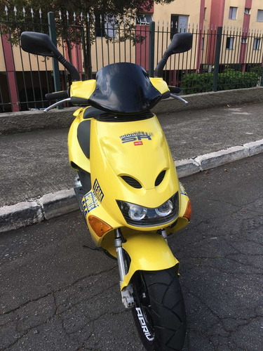 Imagem 1 de 14 de Aprilia Sr Www