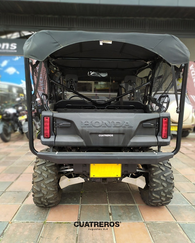 Honda Pioneer 1000-5 Limited
