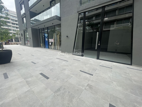 Local Comercial, Av. Las Condes, Metro Hernando De Magallane