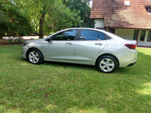 Chevrolet Onix Sedan 5 Puertas