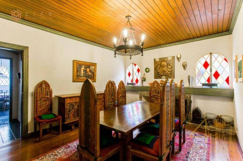 Imagem 5 de 30 de Casa À Venda Na Rua Willie Davids, 595 Vila Capivari, Campos Do Jordão. 450 M², 5 Dormitórios, 3 Suítes, Adega, Piscina, Sauna, Jogos E 6 Vagas. - Ca0608