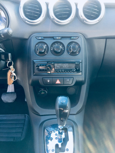 Imagem 10 de 14 de Citroën C3 2017 1.6 Vti 16v Tendance Flex Aut. 5p