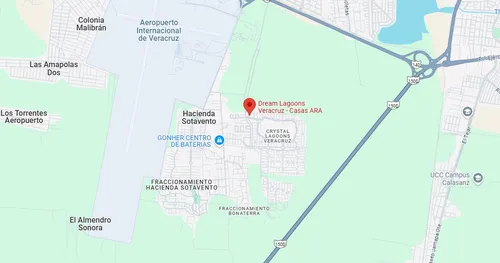 Casa En Venta J- 41 En Fracc. Crystal Lagoons Veracruz Con 3 Recamaras Alberca En La Privada